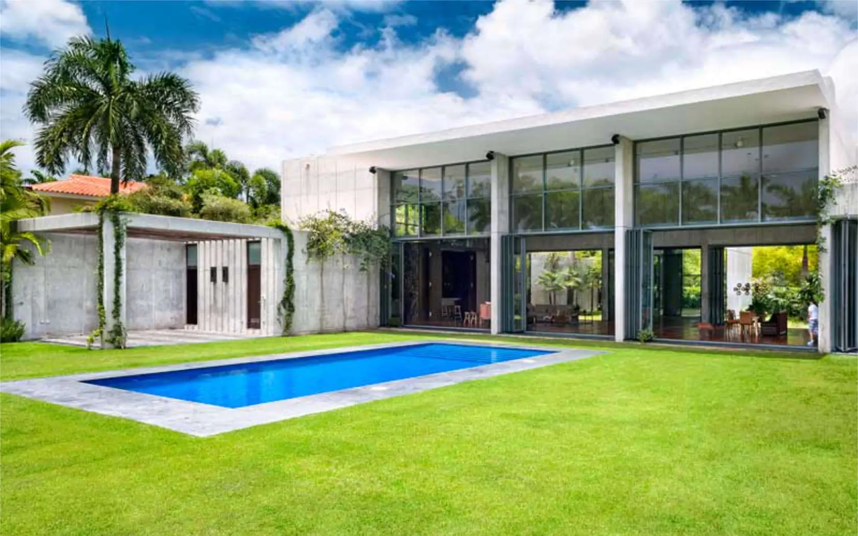 Airclos S55 R Bifold doors. Punta Cana, Dominican Republic