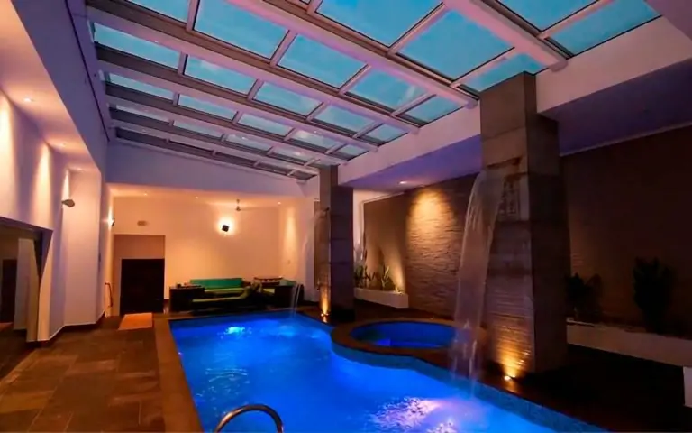 Airclos T6000 Retractable roof. Automatic roof to cover a pool, New Delhi, India