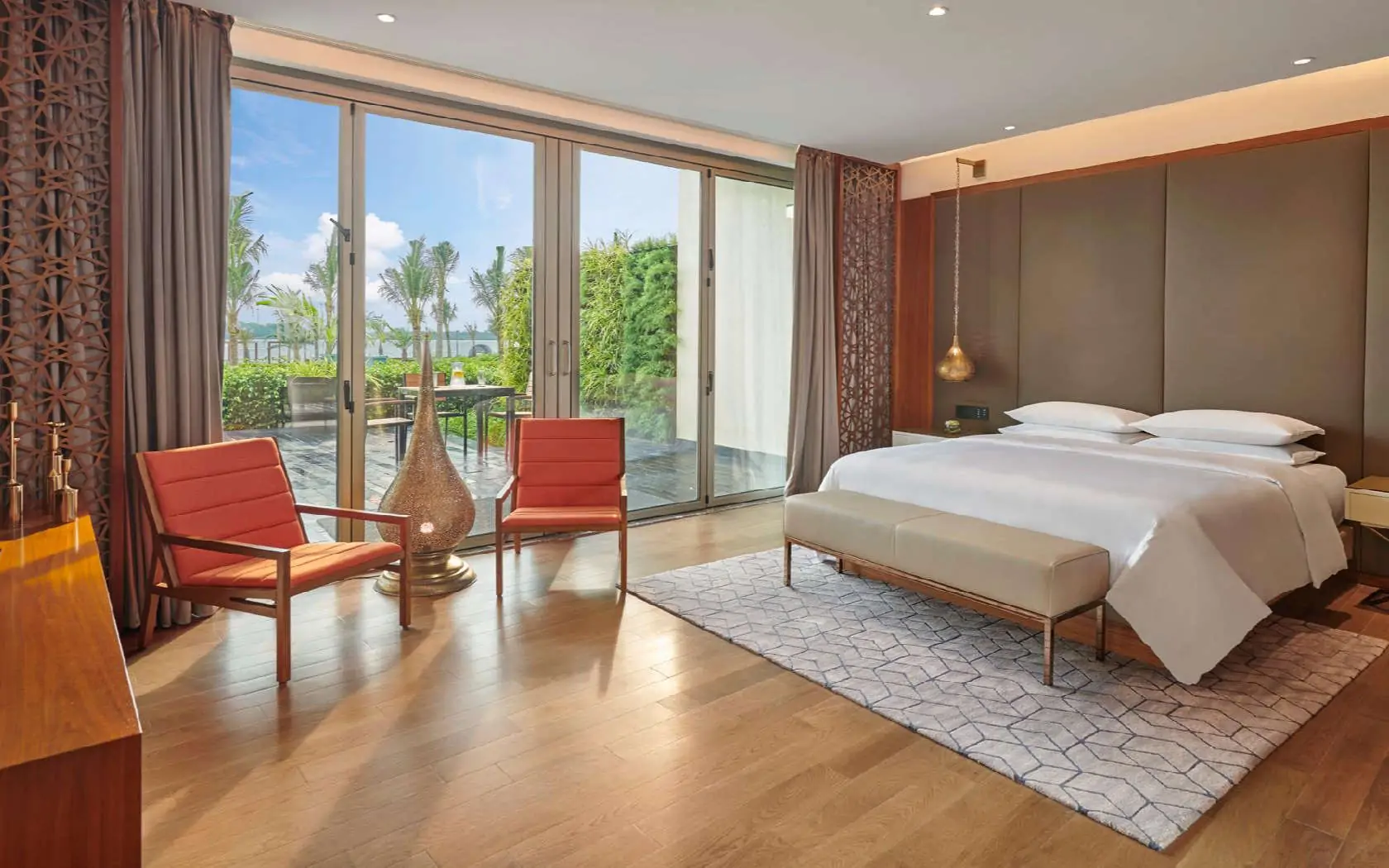 Airclos S55 R Portes-fenêtres pliantes pour l'hôtel Grand Hyatt Kochi Bolgatty, Kerala, Inde